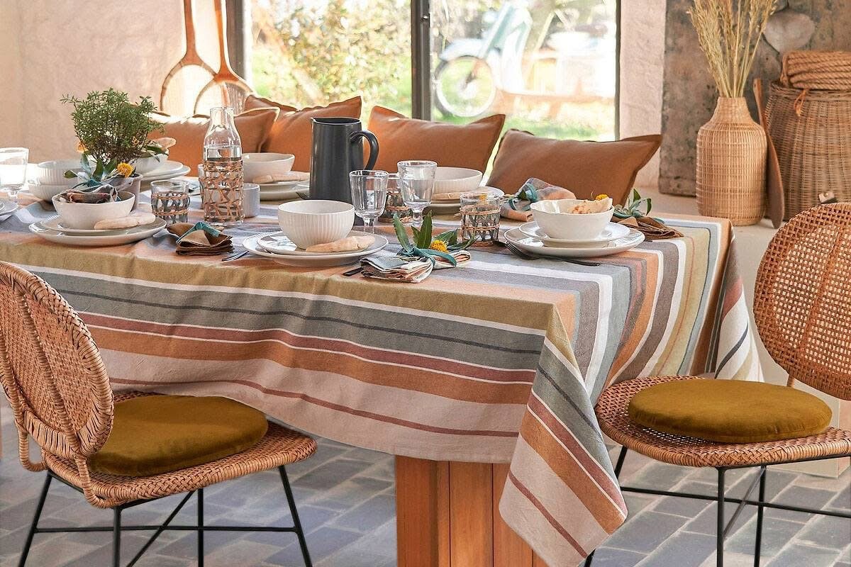 Nappe avec torchons
