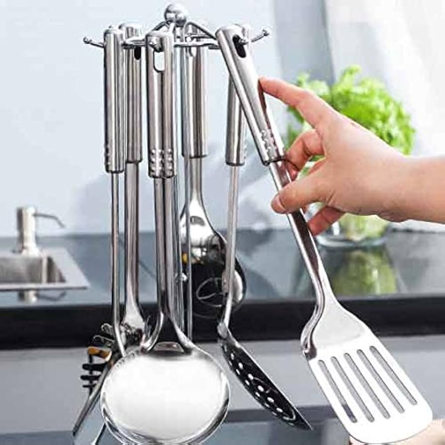 Ensemble d ustensiles de cuisine en acier